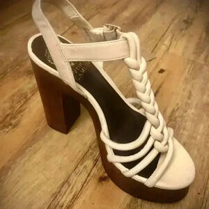 Vince Camuto NWT